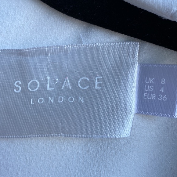 Elegant White Evening Gown - Picture 3 of 3